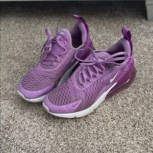 Nike kids Purple Athletic Shoes, Air max 270, size 3.5Y